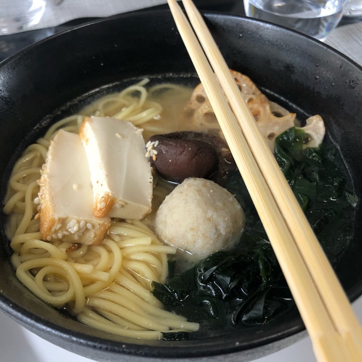 photo of Alice e Viola - Cucina vegetale Ramen vegano shared by @essemme on  14 Mar 2022 - review