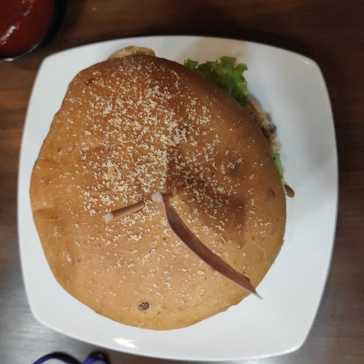 photo of nomVnom Bistro Omn!meat Toona Burger shared by @kaytee on  31 Jul 2020 - review