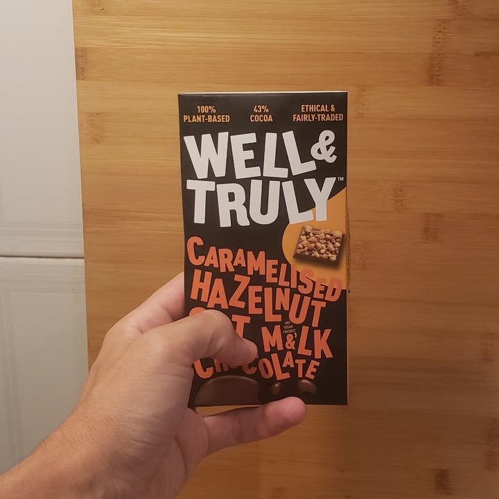 photo of Well & Truly Caramelized Hazelnut Oat M&lk Chocolate shared by @pedrocapellao on  12 Aug 2022 - review