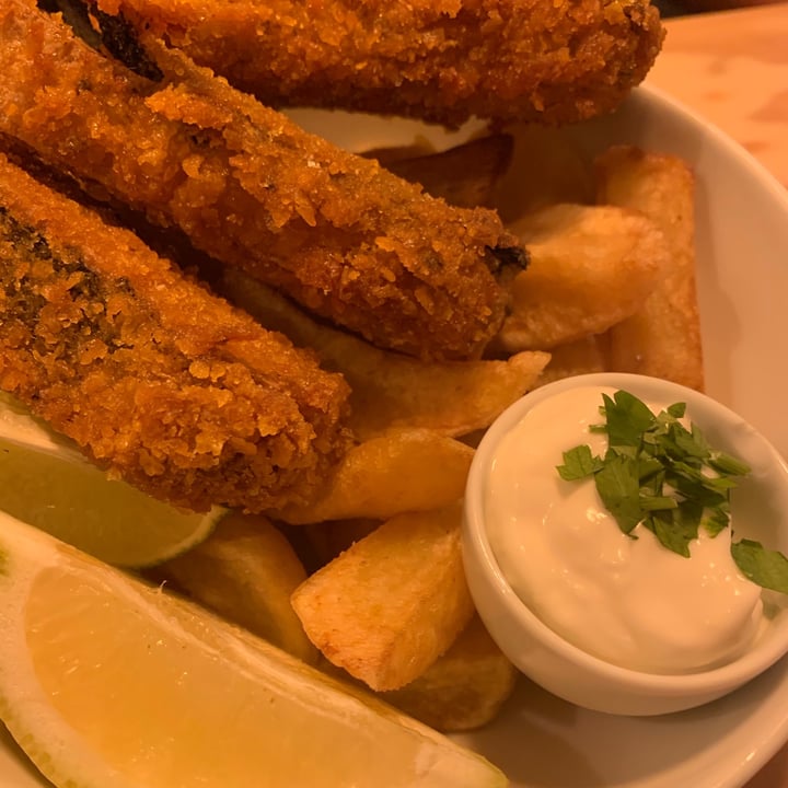 photo of Entre Pedras Café Bar Vegano "Fish&Chips" shared by @titoleas on  02 Oct 2020 - review