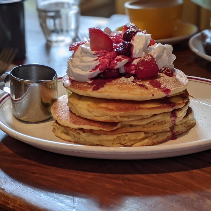 photo of The Breakfast Club Berry Pancakes shared by @hayleyanne on  13 Jun 2021 - review
