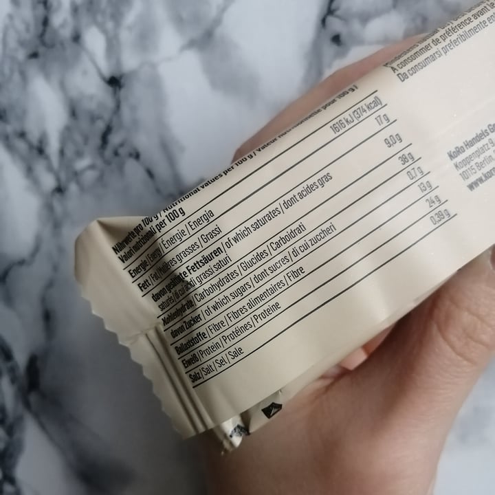 review photo of Koro Veganer Proteinriegel (Schokolade Brownie) shared by @victoriamaugeri on 06 Apr 2022 - review