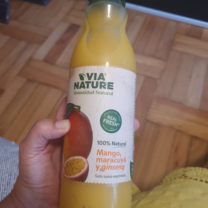 photo of Vía Nature Zumo Mango, maracuyá y ginseng shared by @roicc on  16 Sep 2021 - review