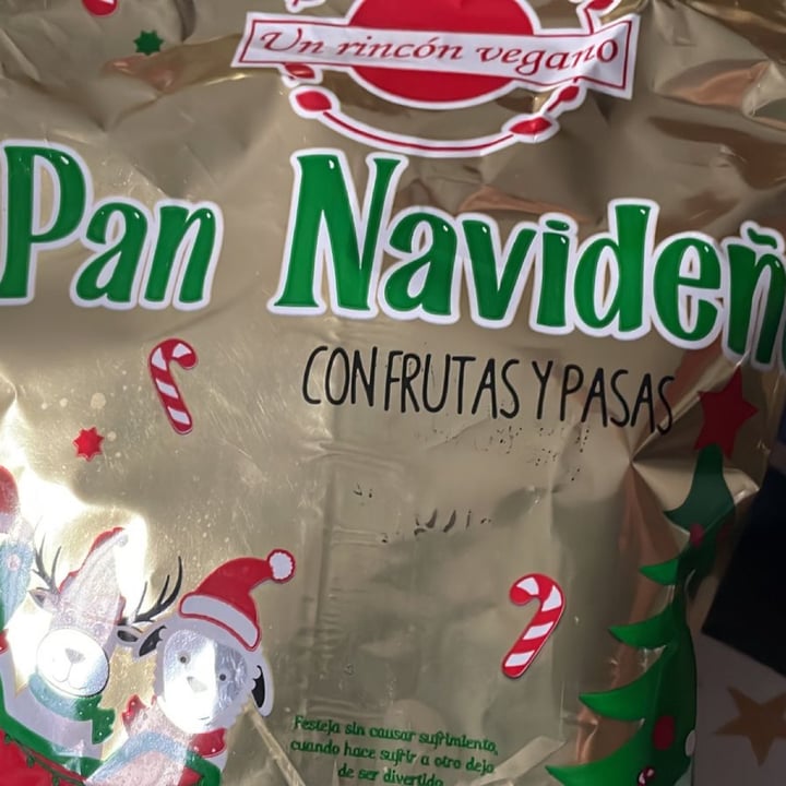 photo of Un Rincón Vegano Pan Navideño con frutas y pasas shared by @jordanamicol on  11 Dec 2021 - review