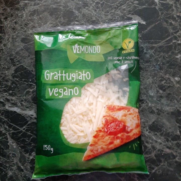 photo of Vemondo Grattugiato Vegano shared by @alice0 on  23 Jun 2022 - review