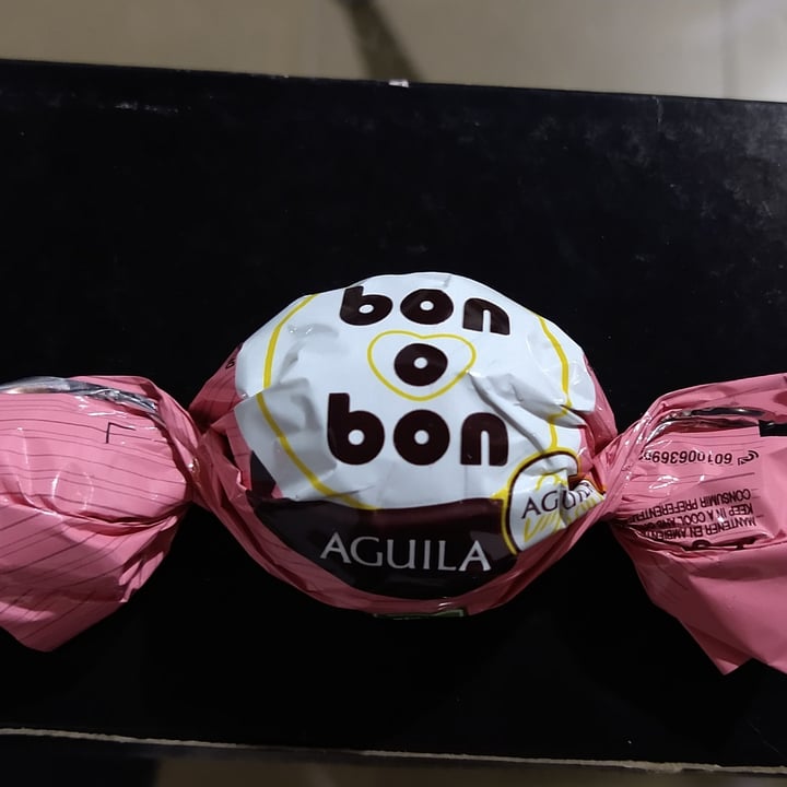 photo of Aguila Bon o bon shared by @xcuasidelictualx on  04 Oct 2020 - review
