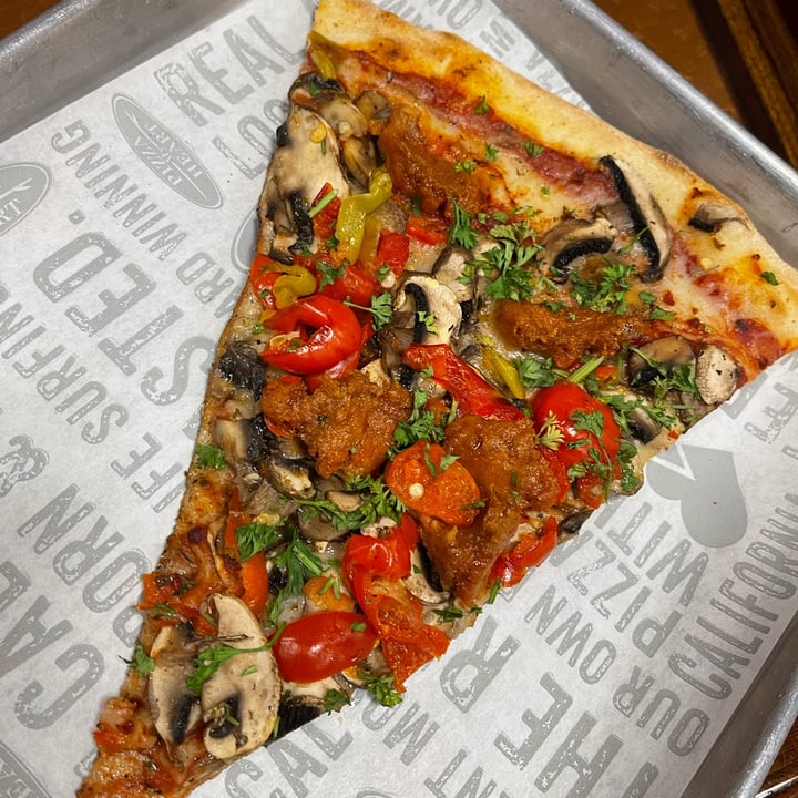 photo of Pizza My Heart THE MT. DIABLO - VEGAN shared by @hatamleh on  26 Oct 2022 - review