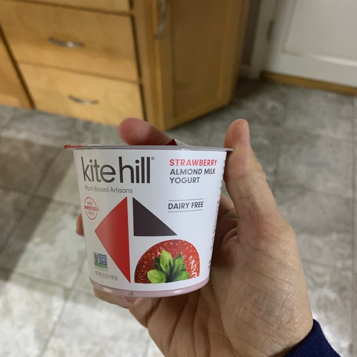 photo of Kite Hill Strawberry Almond Milk Yogurt - Original shared by @bernie17 on  31 Dec 2020 - review