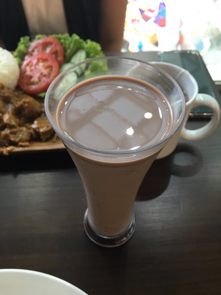 review photo of nomVnom Bistro Organic Chocolate Soya Milk shared by @truphotos on 06 Feb 2020 - review