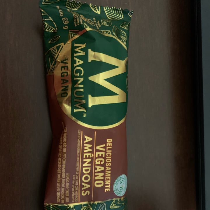 photo of Magnum Vegano De Amêndoas shared by @henriquearantes on  04 May 2022 - review