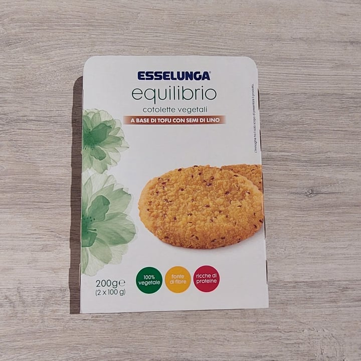 review photo of Esselunga cotolette di tofu con semi di lino shared by @silvicava on 10 Jul 2022 - review