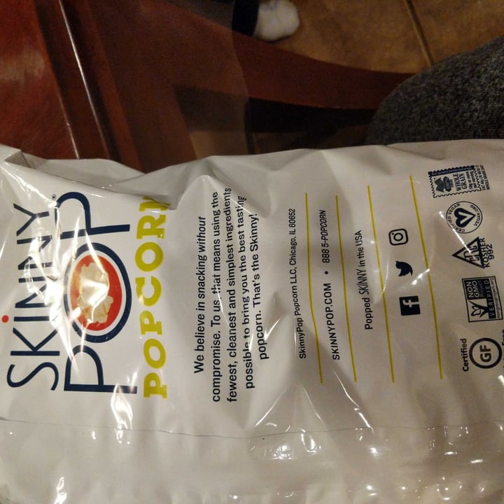 review photo of Skinny Pop Skinny Pop Popcorn, Vegan Certified shared by @vmom on 07 Jan 2020 - review