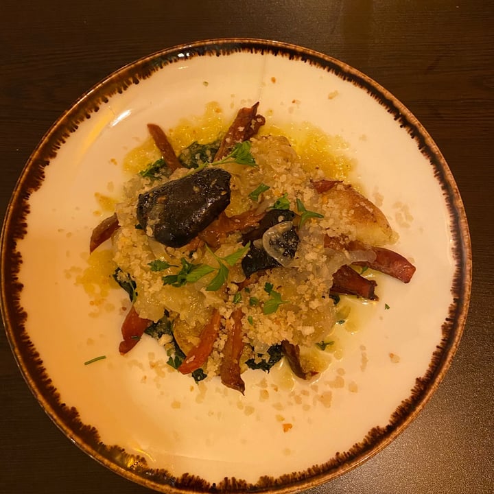 photo of Kong - Food Made With Compassion Happy Octopus à Lagareiro shared by @gmastropietro on  07 Aug 2022 - review