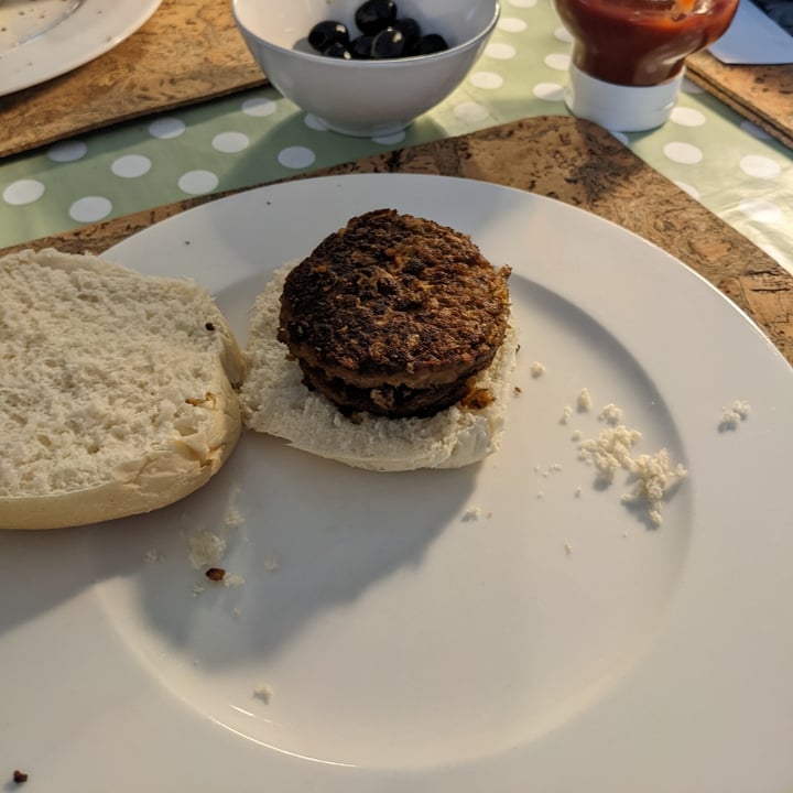 photo of Sainsbury's Plant pioneers ultimate plant burgers shared by @stephiewaite on  31 May 2022 - review