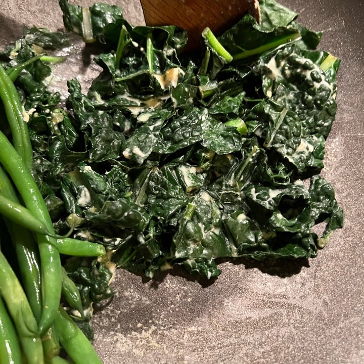 photo of Trader Joe's Organic Tuscan Kale shared by @allycat38 on  14 Nov 2022 - review