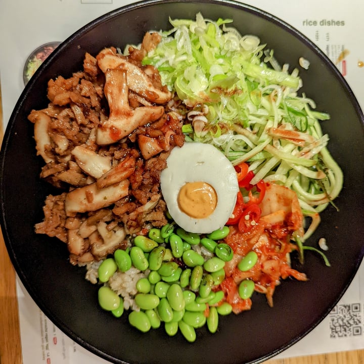 photo of Wagamama no duck donburi shared by @theonlywayisvegan on  11 Mar 2022 - review