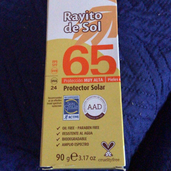 photo of Rayito de Sol Protector Solar Fps 65 shared by @kalita111 on  26 Dec 2021 - review