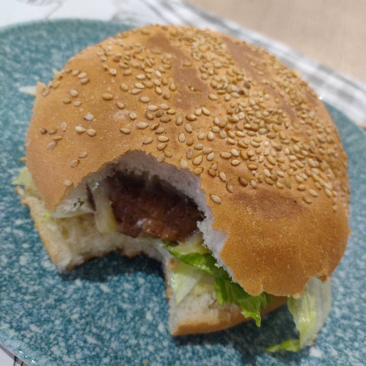 photo of BS Family Vegana burger shared by @sykoaixa on  12 Jul 2020 - review
