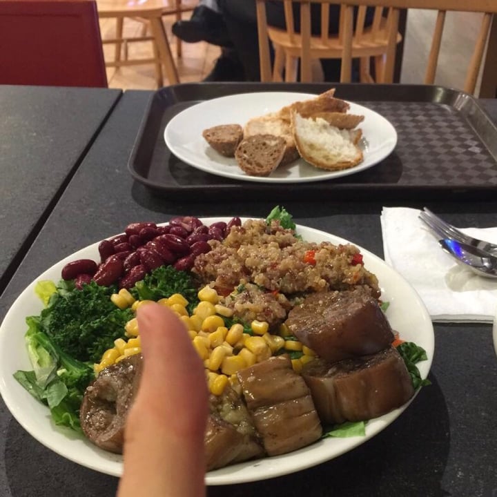 review photo of Cedele Bakery Cafe - Novena Square Make your own salad shared by @makthemak on 10 Jun 2019 - review