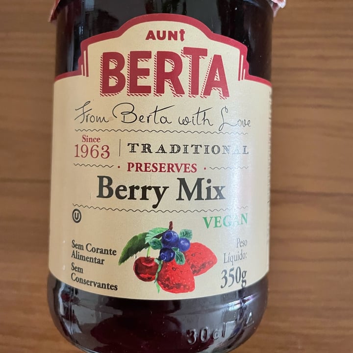 photo of Aunt Berta Berry mix shared by @carolinalumy on  12 May 2022 - review