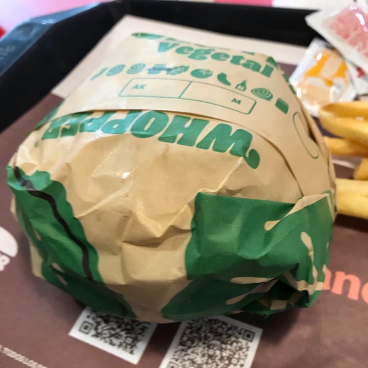photo of Burger King whopper vegetal shared by @jjazcuello on  25 Sep 2021 - review