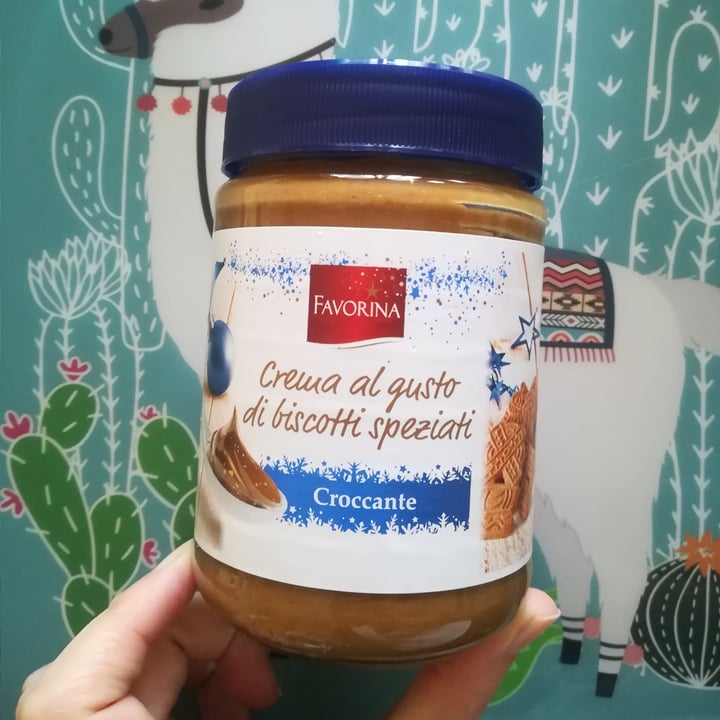 photo of Favorina crema al gusto di biscotti speziati croccante shared by @chiarabek on  29 Oct 2022 - review