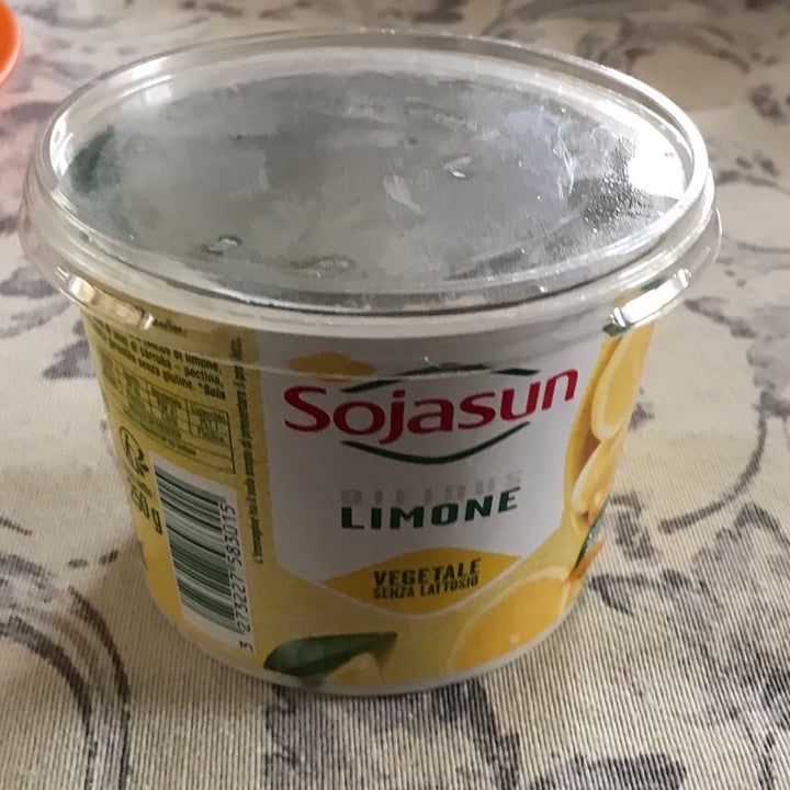 photo of Sojasun Bifidus Limone shared by @isabelmonnet on  16 Mar 2022 - review