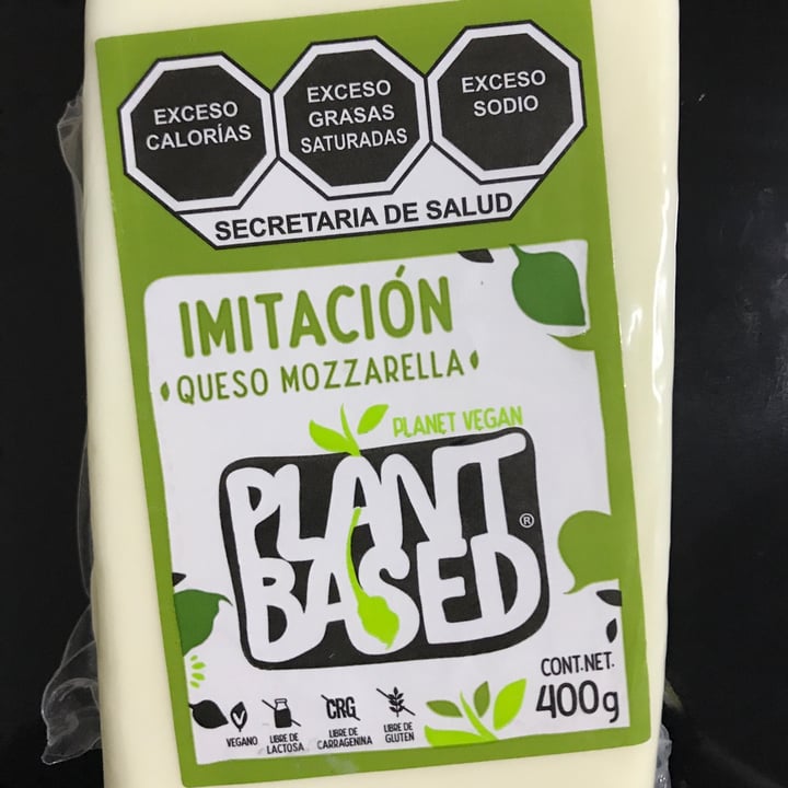 photo of Planet Vegan Plant Based Mozzarella shared by @laurafonck on  15 Apr 2021 - review