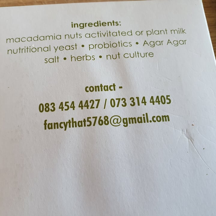 review photo of Fancy That Fancy That Classic Pepper Nut Cheese shared by @josphua on 20 Oct 2020 - review