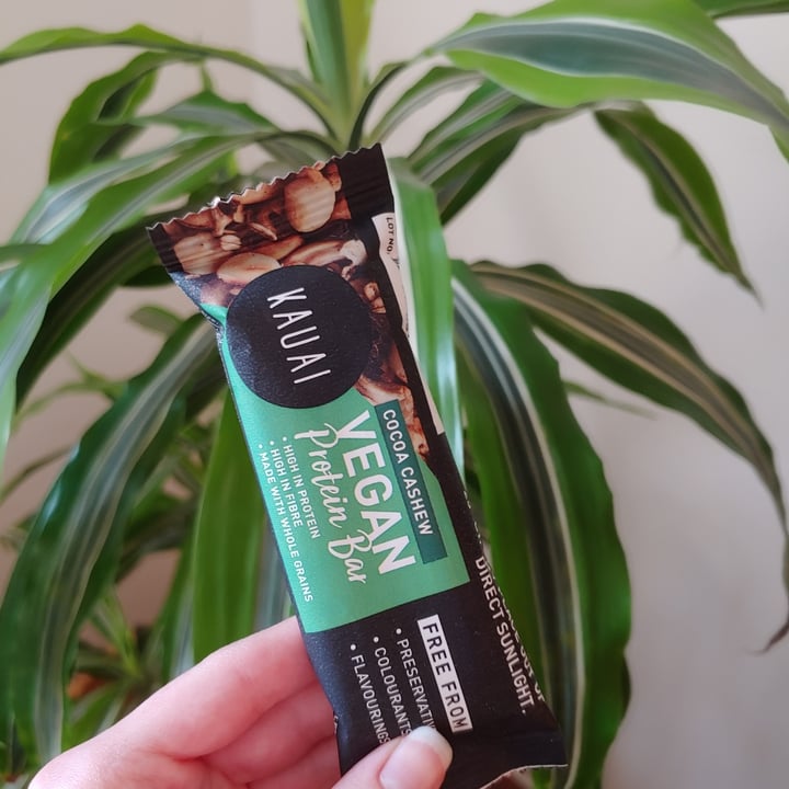 photo of Kauai Cocoa Cashew Vegan Protein Bar shared by @veganonthesavannah on  02 Jun 2021 - review