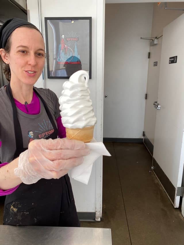 Foto del plato “Temptation Soft Serve Ice Cream”