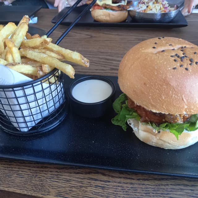 Photo of the dish “Herbivore Burger”