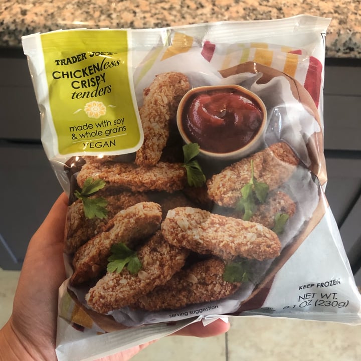 photo of Trader Joe's Chickenless Crispy Tenders shared by @emdothe77 on  10 May 2022 - review