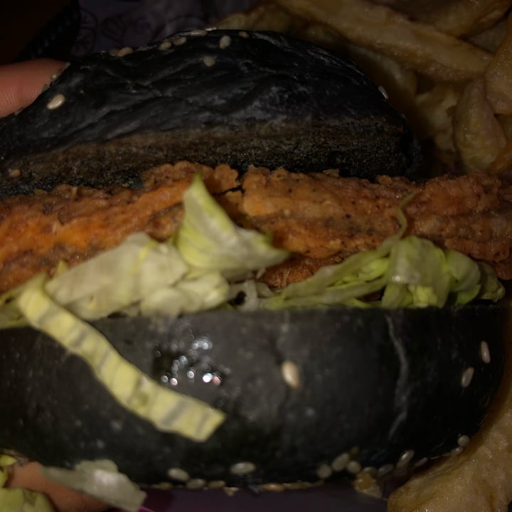 photo of Lado V Sandwich casi pollo frito shared by @maryds on  28 Feb 2022 - review