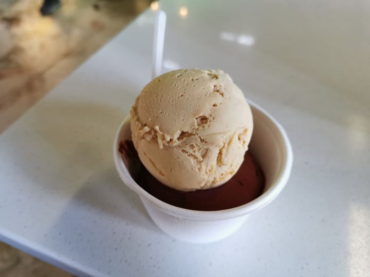 photo of Unframed Ice Cream Vegan Caramel shared by @viiathevegan on  21 Jan 2020 - review