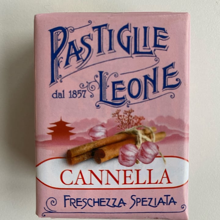 review photo of Pastiglie Leone Cannella shared by @fraviola2021 on 01 Dec 2021 - review
