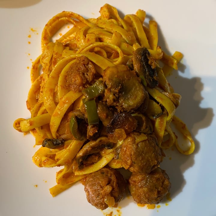 review photo of Yves Veggie Cuisine Yves Vegan Veggie Meatballs shared by @ellaram on 26 Oct 2020 - review
