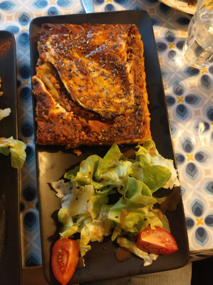 review photo of La Cabane en Ville Lasagnes bolognaise et aubergine 🍆 shared by @virgileweb on 19 Aug 2019 - review