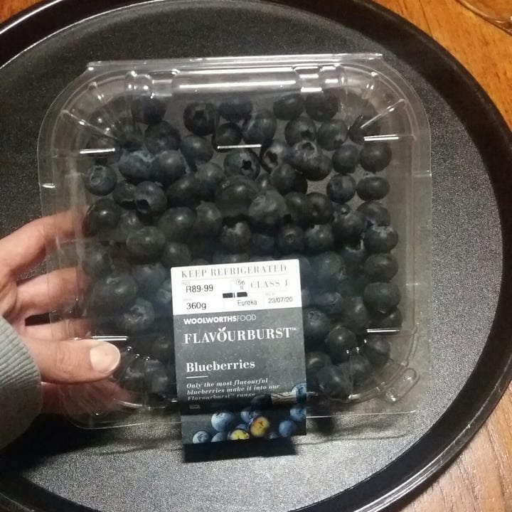 photo of Woolworths Food Blueberries shared by @talthegreenteacher on  23 Jul 2020 - review