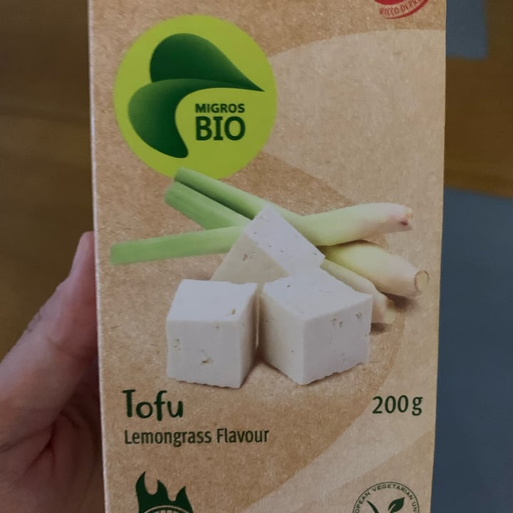 photo of Migros Bio tofu lemongrass shared by @agn on  01 Aug 2022 - review