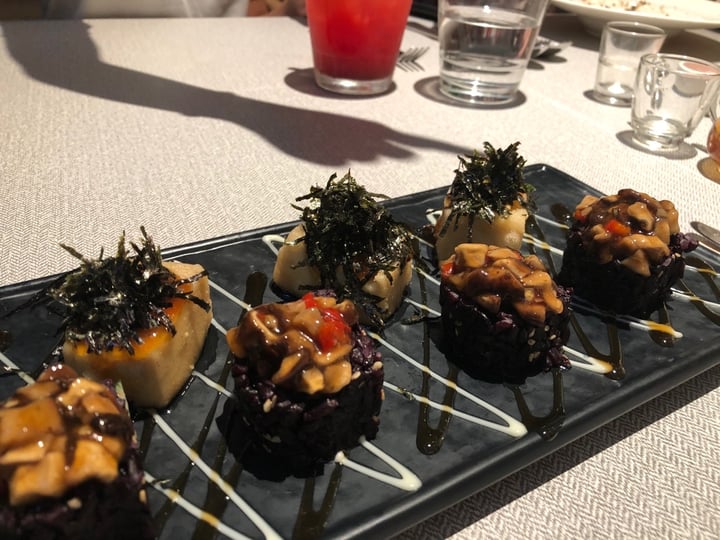 photo of Elemen @ PLQ Mall Spicy Shitake Mushroom Purple Rice Roll shared by @miriamy on  22 Feb 2020 - review