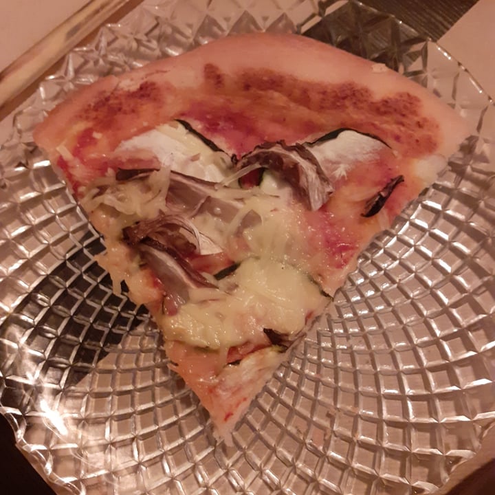 photo of A Corre Vexeta Pizza vegana shared by @-iria- on  23 Nov 2021 - review