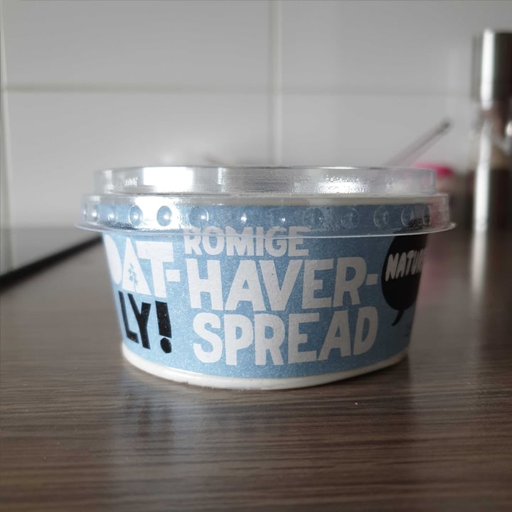 review photo of Oatly Romige Haverspread shared by @mdvanderjagt on 01 Jun 2020 - review