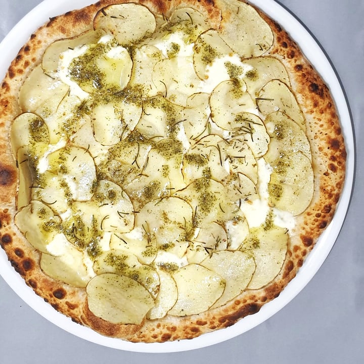 review photo of BRUTAL Pizzeria Pizza napolitana shared by @ccarola on 19 Oct 2021 - review