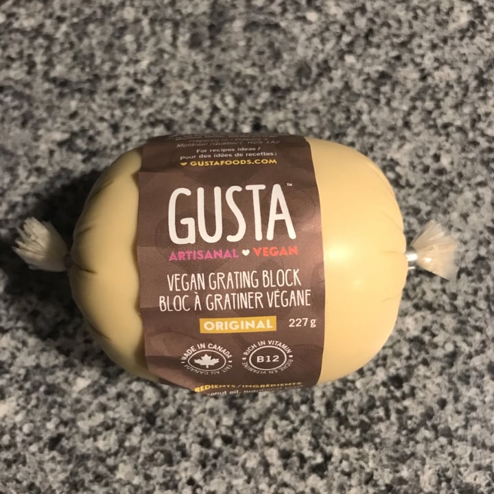 photo of Gusta vegan grating block original shared by @mindyrella on  15 Oct 2020 - review