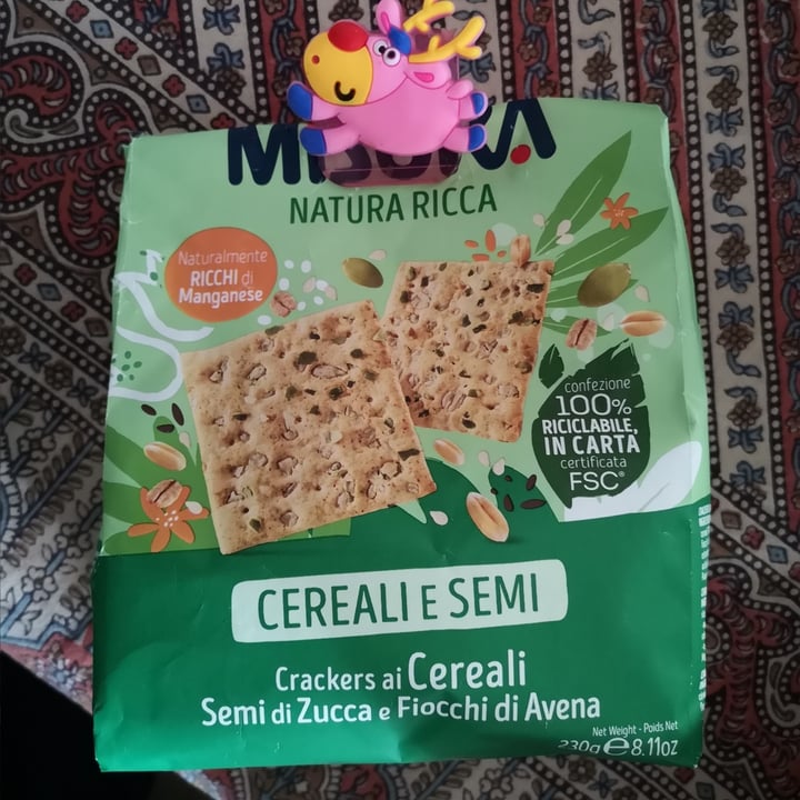 photo of Misura Crackers ai Cereali, Semi di Zucca e Fiocchi di Avena - Natura Ricca shared by @maripina on  06 Nov 2021 - review