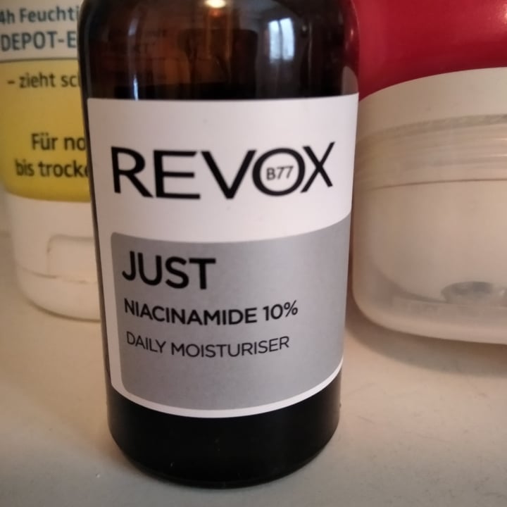 photo of Revox Niacinamide shared by @lalocadelosgatos8 on  16 Jun 2021 - review