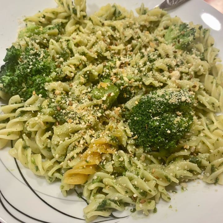 photo of Jouzourna Vegan Parmesan shared by @vanessabejjany on  25 Oct 2021 - review