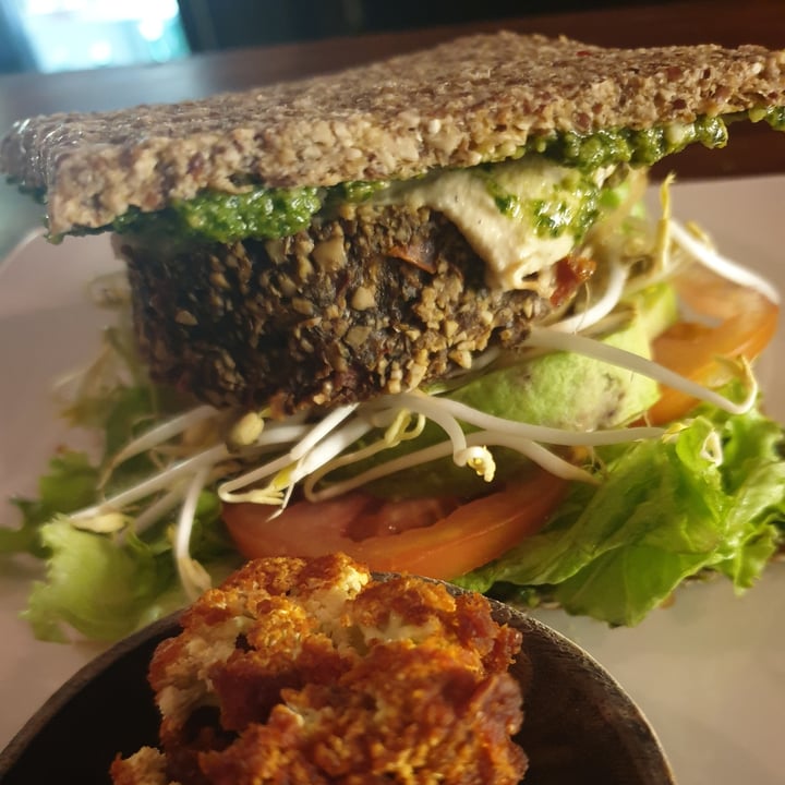 photo of The Seeds of Life Pesto Burger shared by @littleredmushroom on  01 Jul 2021 - review