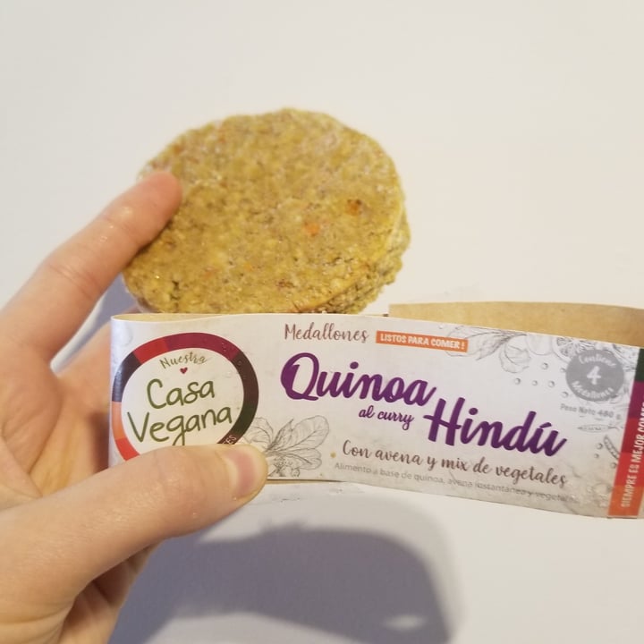 review photo of Casa Vegana Medallones de quinoa al curry hindú shared by @daniellaliberman on 09 Jun 2021 - review